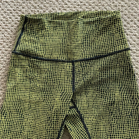 LULULEMON LEGGINGS - Picture 3 of 8